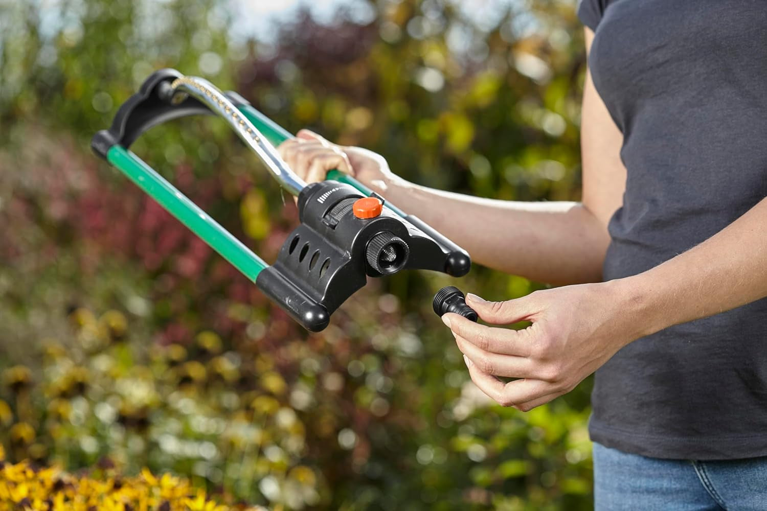 Adapter voor Gardena-apparaten: Aansluiting op het originele Gardena-systeem voor bewateringsapparaten met binnendraad, geschikt voor 26,5 mm draad (G 3/4"), in doos (2921-20), Zwart