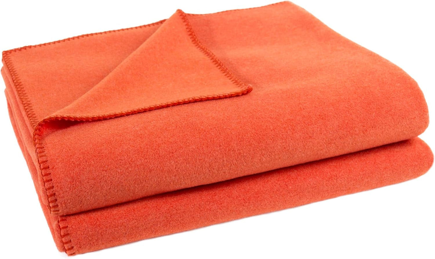 Zoeppritz deken in kleur: Rood, Gemaakt van 65% Polyester, 35% Viscose, Afmeting: 160X200 Cm, 103291-235-160X200 Zoeppritz Bedden en Dekens Sinds 1828 265 Papaya 160 X 200 Cm
