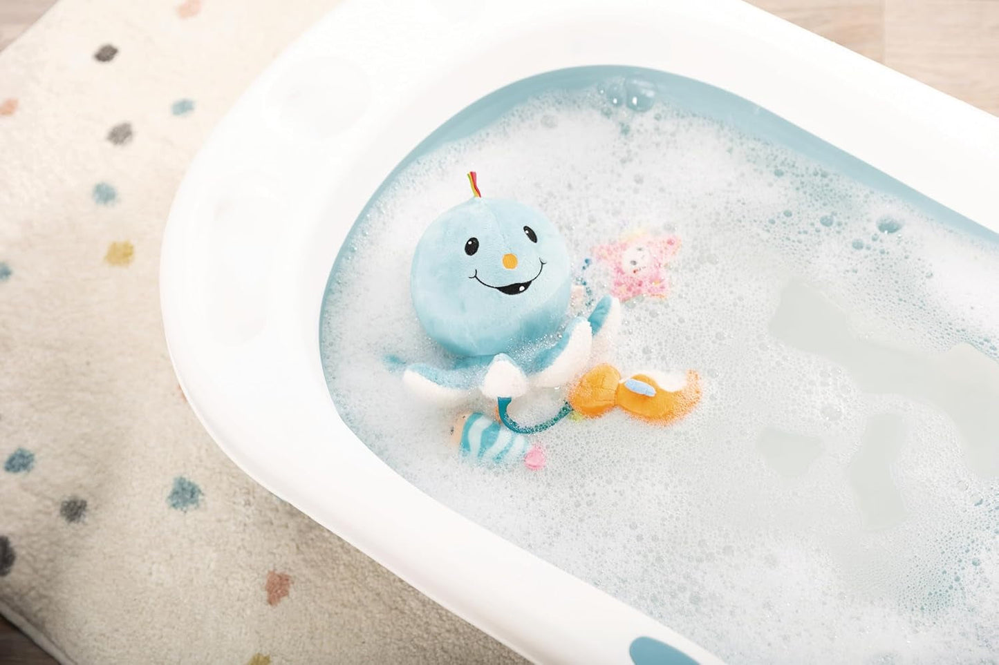 Octily badspeeltje 18x14cm incl. 3 beeldjes in geschenkverpakking 23,5x17x13,5cm blauw - speelgoed met grijpelementen - kinderbadspeeltje om te vangen en te spelen Baby Speelgoed Naty Shop