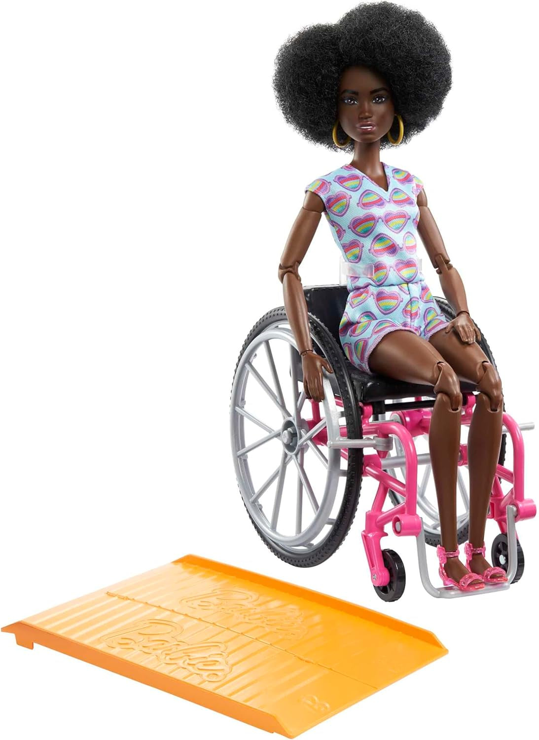 Barbie Fashionistas Zwart Haar Kleurrijke Jumpsuit Rolstoelhelling Rolstoelpop Inbegrepen Kindercadeau Speelgoed Leeftijd 3+ HJT14