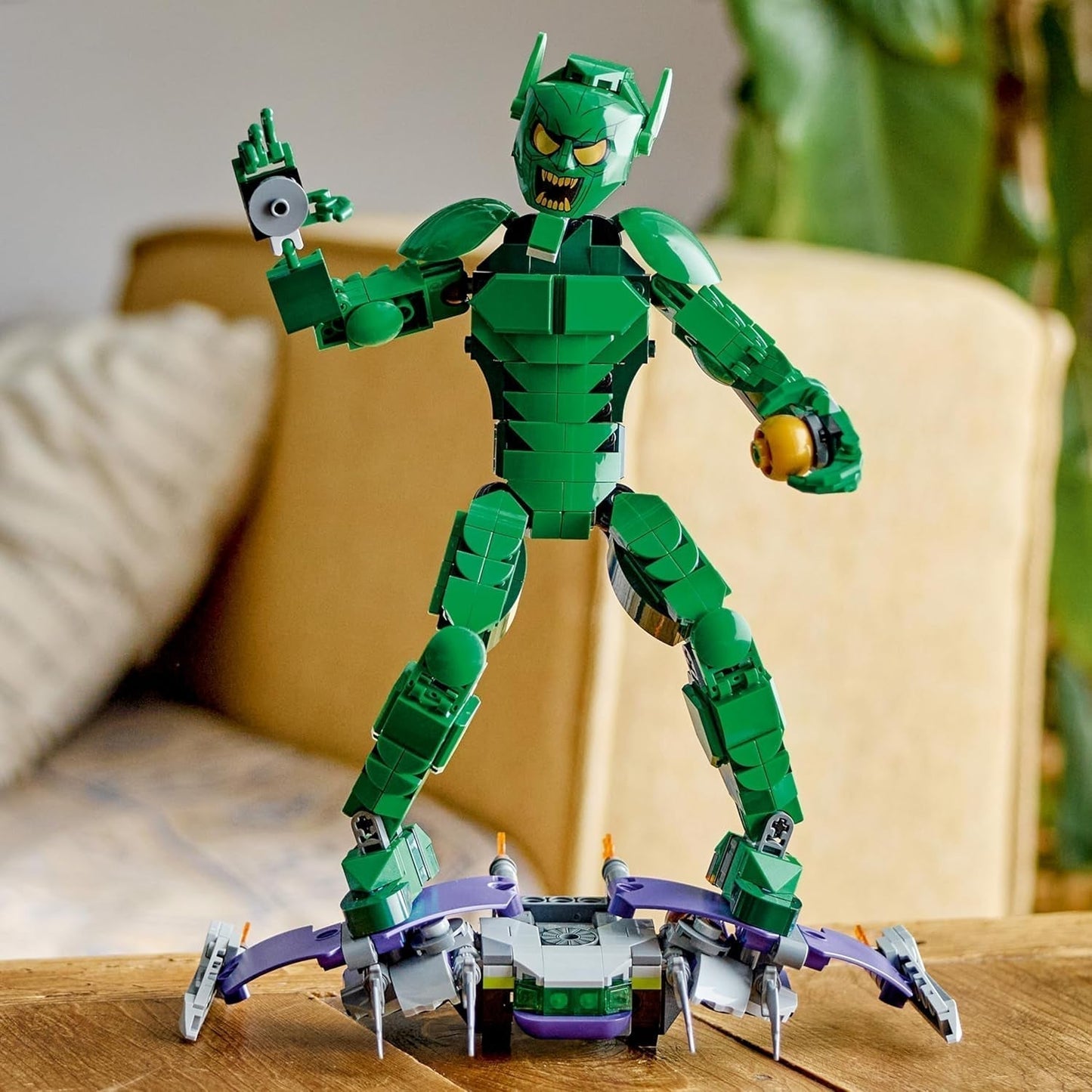 LEGO Marvel Green Goblin bouwfiguur, beweegbaar superschurk bouwspeelgoed voor kinderen vanaf 8 jaar, jongens en meisjes, Spider-Man universumset met sliders en pompoenbommen, superheld cadeau-idee 76284 Bouwsets Besuche in LEGO-Store