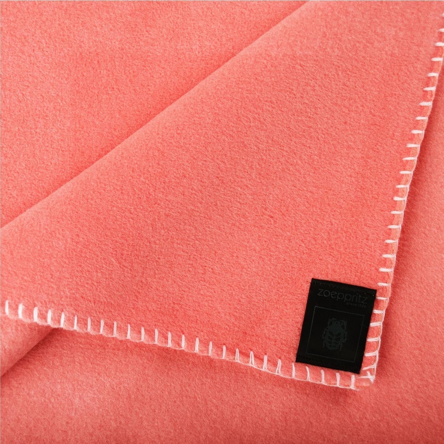 Zoeppritz deken in kleur: Rood, Gemaakt van 65% Polyester, 35% Viscose, Afmeting: 160X200 Cm, 103291-235-160X200 Zoeppritz Bedden en Dekens Sinds 1828