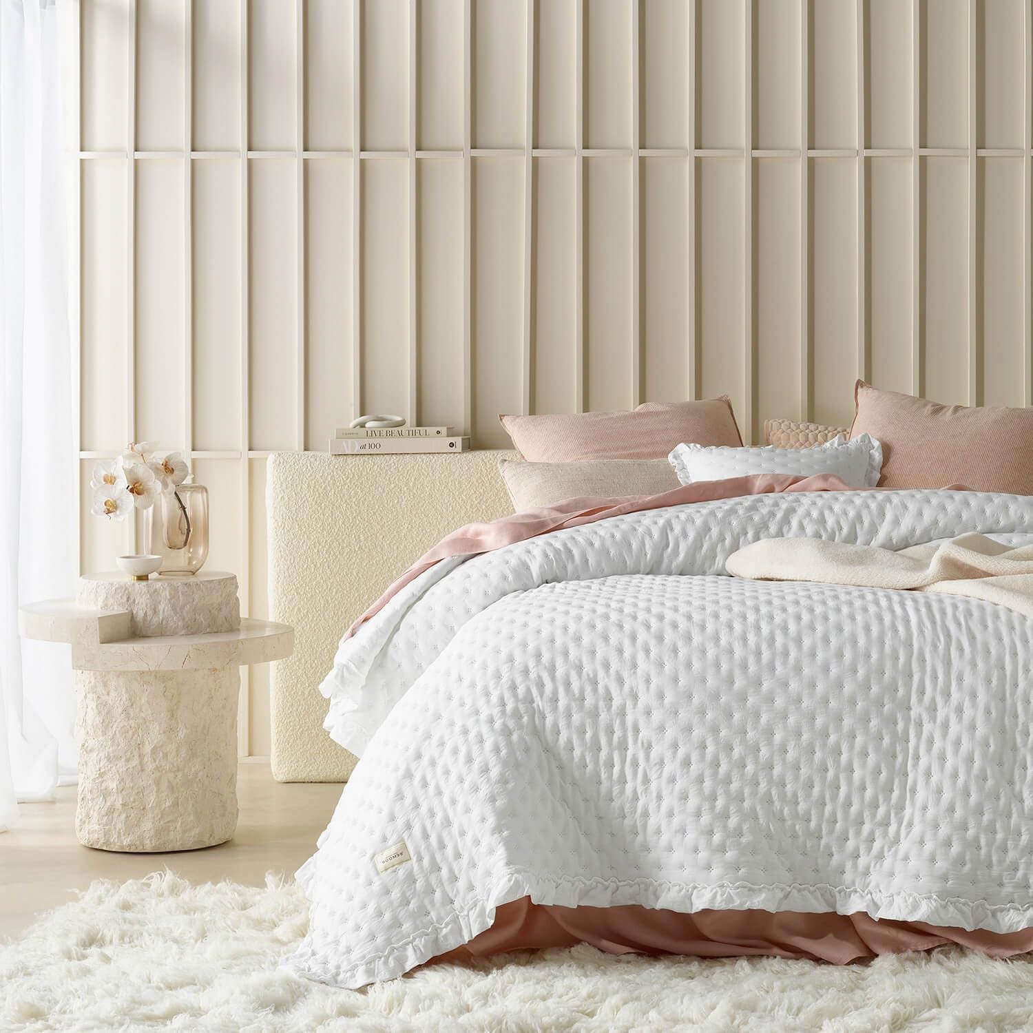 Molly Elegante sprei in wit 220 X 240 Cm Veelzijdige sprei als sprei of banksprei Gooi deken voor bed en bank Dekenstijl Ideaal als sprei Bedden en dekens Besuche den ROOM99-Store