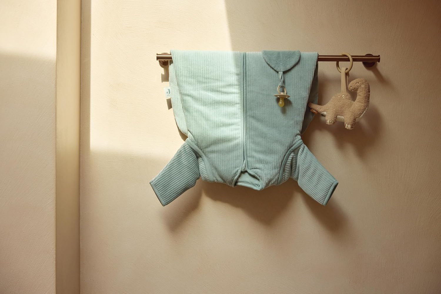 Jollein babyspeeltrein Roarsome - Om op te hangen - Kinderwagenspeelgoed - Babyautostoeltje - Kinderwagenaccessoires - Dino's en bladeren Bebe Toys Naty Shop