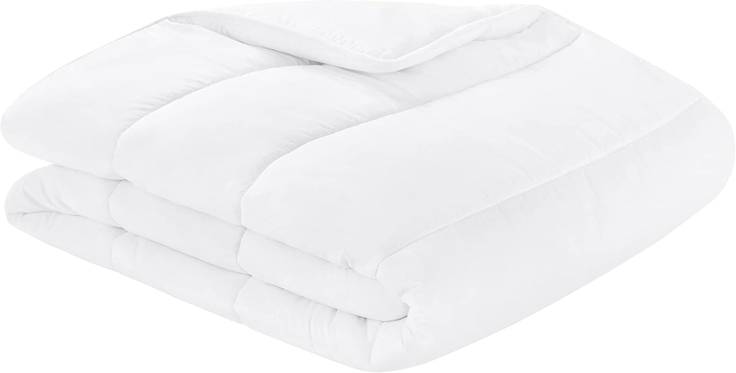 Traumnacht energiebesparende deken - Extra warme winterdeken met een vulgewicht van 1.685 g, 100% microvezel, wasbaar op 60 graden, 135X200 cm, Oeko-Tex gecertificeerd, geproduceerd volgens de Duitse kwaliteitsnorm Spreien en dekbedden Naty Shop