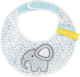 Chicco maaltijdcadeauset Dou Dou, slabbetje, kinderstoelspeeltje met zuignap in de vorm van een schattige kip, met twee kleurrijke rammelaars, makkelijk te vangen vanaf 6 maanden Babyspeelgoed Naty Shop