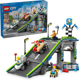 LEGO City No Limits: Zeepkistenrace met helling - Bouwspeelgoed voor jongens en meisjes vanaf 6 jaar - Set met 2 zeepdozen en 4 Racer minifiguren - Cadeau-idee voor kinderen 60460 Bouwsets Besuche den LEGO-Store Standaard titel