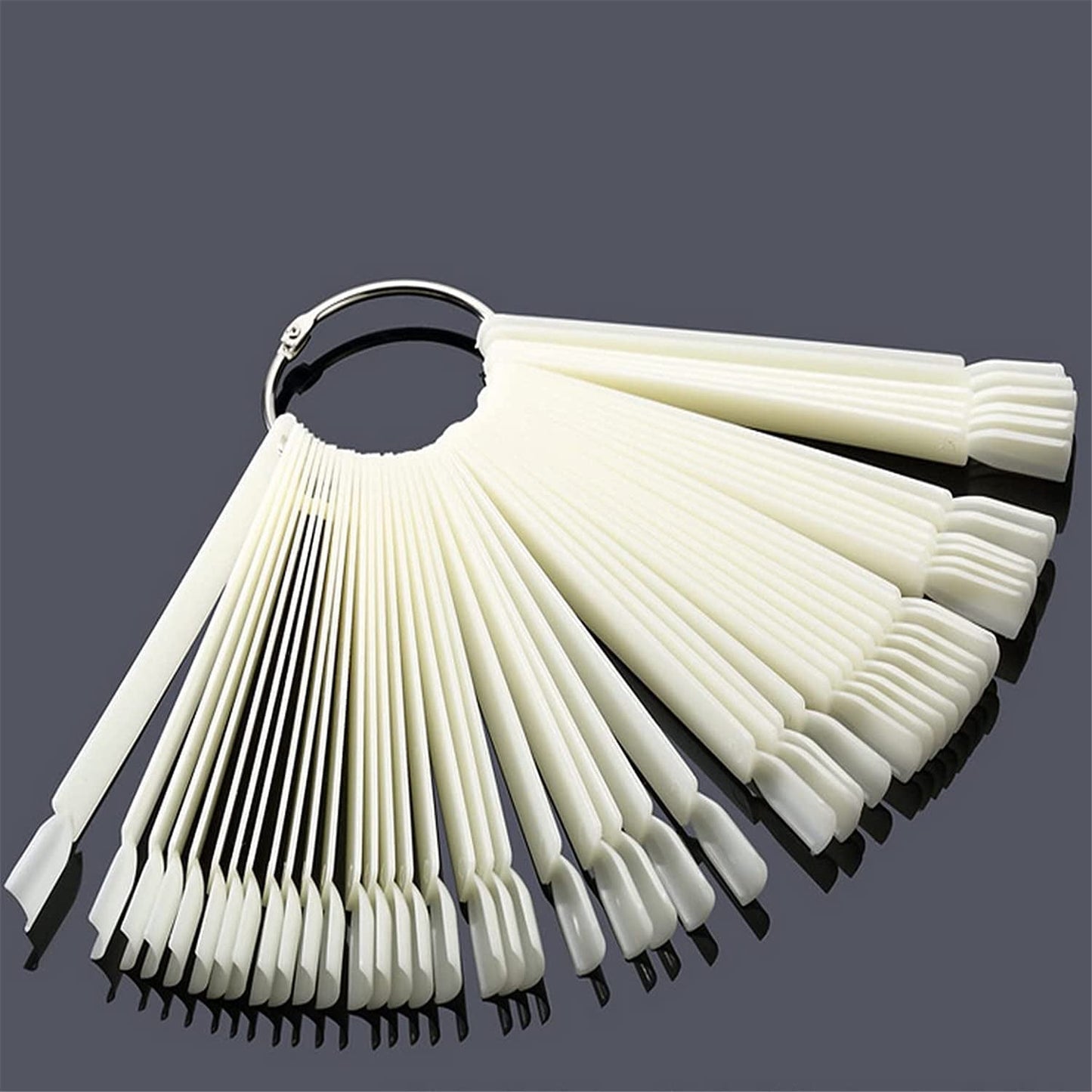 50st Nail Art Tip Ringen, Kleur Heldere Platen, Nagellak Display Ring Sticks, Nagelsalon Praktijk, Nagel Tip Display voor DIY Nail Art Display en Oefening