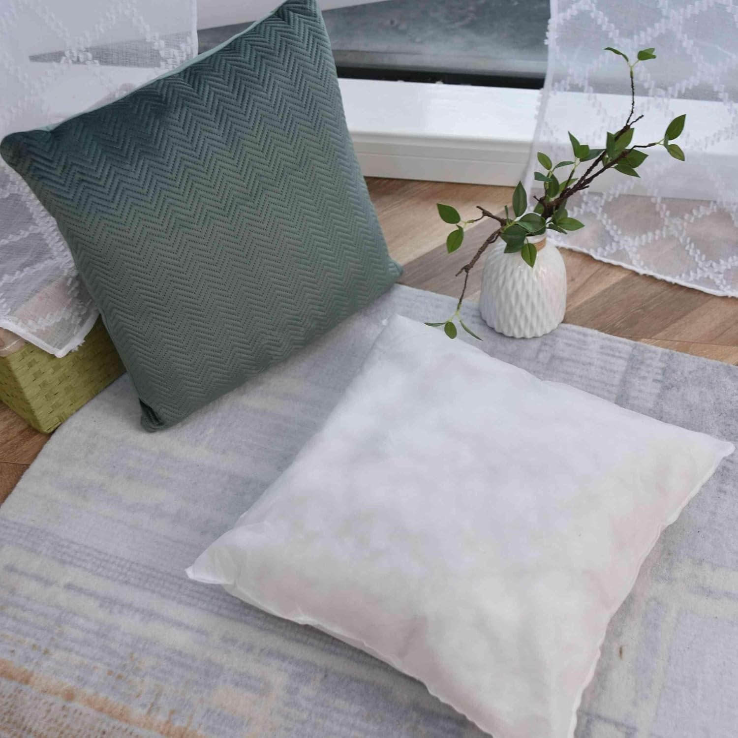 Gordijndooskussen Decoratief kussen Lxb 45X45 Cm Groene jacquard "Greta" Met visgraatmotief Gemakkelijk te onderhouden Ritssluiting Zachte vulling 320G - Verschillende kleuren, 2023510 Reiskussens Naty Shop