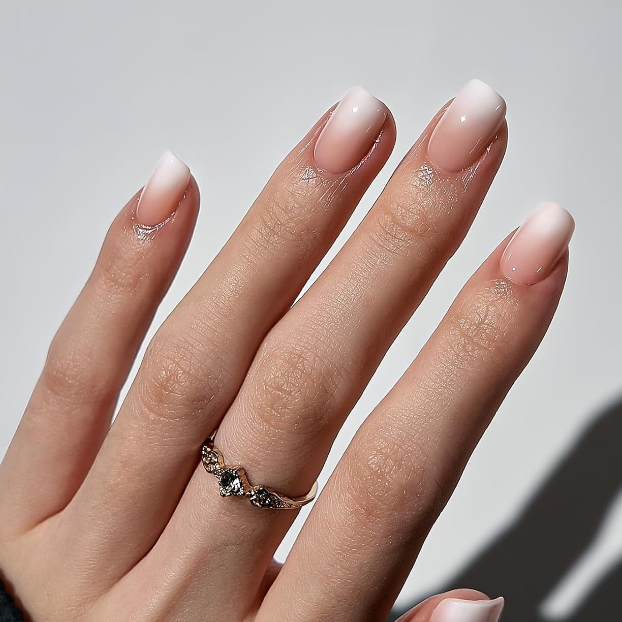 Zelfklevende kunstnagels set - Franse kunstnagels - 24 stuks Kort Vierkant Ontwerp Wit Roze Gradiënt Kunstnagels Ballerina Manicure (Kort Roze Gradiënt)