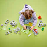 LEGO DUPLO Stadsspoortunnel en -rails - Uitbreidingsset, cadeau voor peuters, stimuleert de behendigheid, speelset voor autofans van 2 jaar oud, creatief leerspeelgoed 10425 Bouwsets Bekijk de LEGO-Store