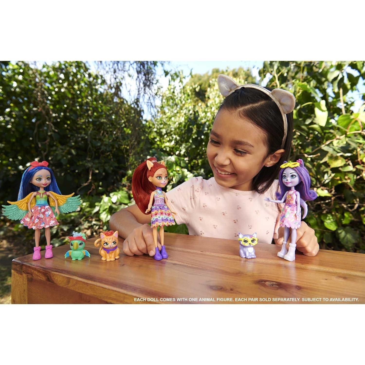 Enchantimals HHB90 - Hadley Husky pop (circa 15 cm) en sledehond dierenfiguur, kleine pop met afneembare rok en accessoires, geweldig cadeau voor kinderen vanaf 4 jaar