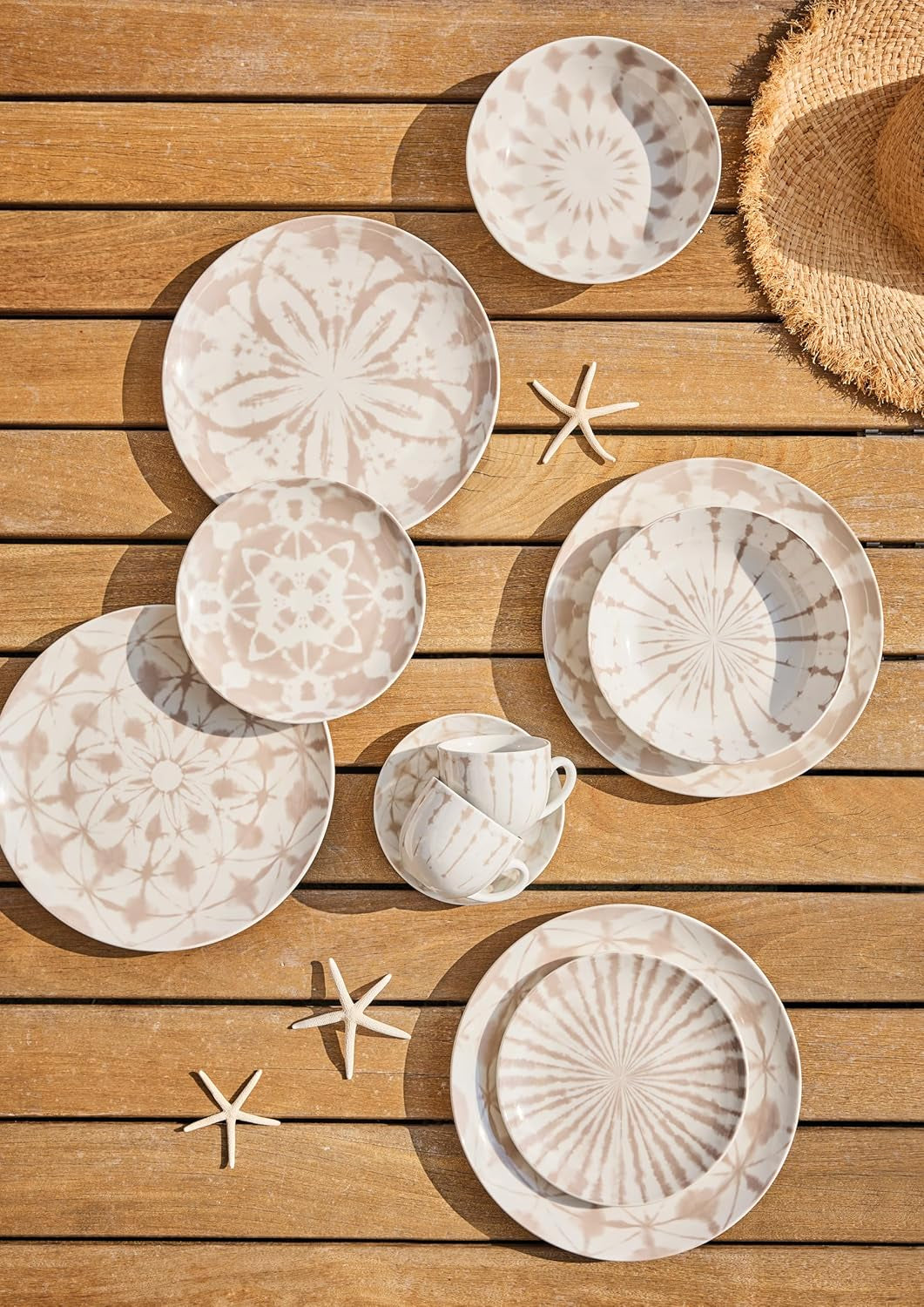 Mallorca, servies voor 6 personen, 18 delig, porselein, beige
