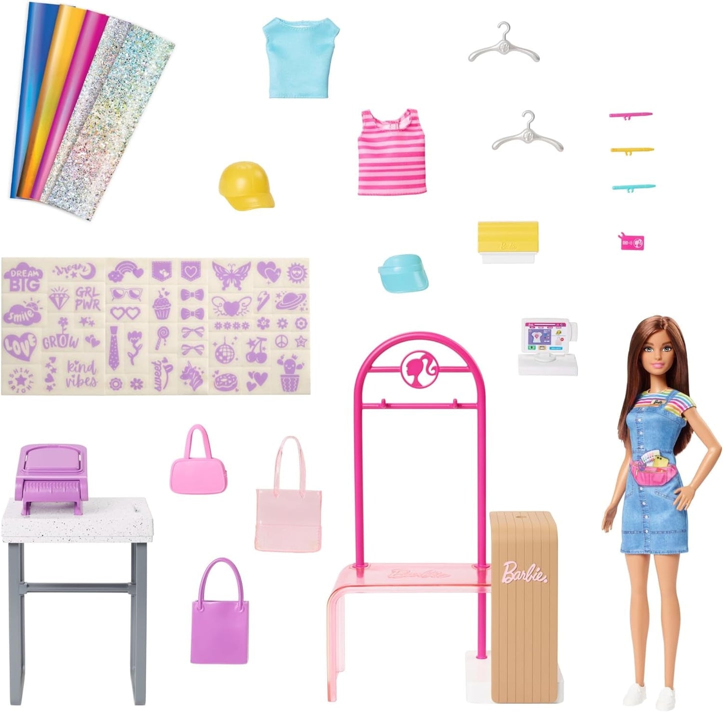 Barbie Fashion Boutique speelset - pop met foliepatroon, meer dan 150 originele looks, inclusief 2 blouses en 5 folievellen, kledingstandaard en creditcardlezer, vanaf 3 jaar, HKT78