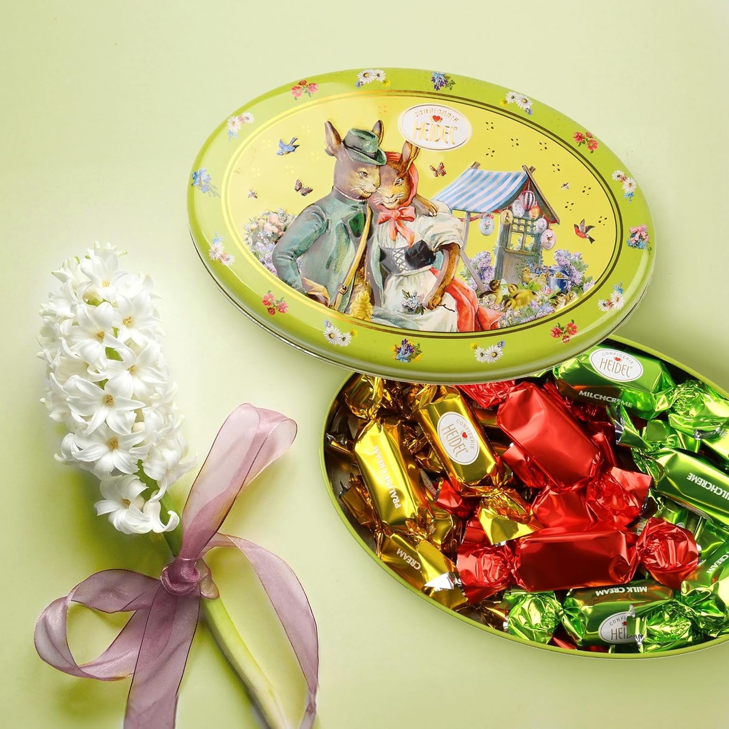 Heidel paaskaart geschenkdoos 183g, premium melkchocoladepraline met decoratieve metalen doos, ideaal als paascadeau