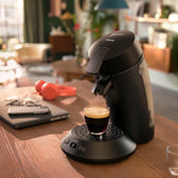 PHILIPS Original Plus Eco capsule-espressomachine, selectie van koffie-intensiteit, Coffee Boost-technologie, 80% gerecycled plastic*, 45% lager energieverbruik**, 2 kopjes tegelijk, pianozwart (CSA210/22)