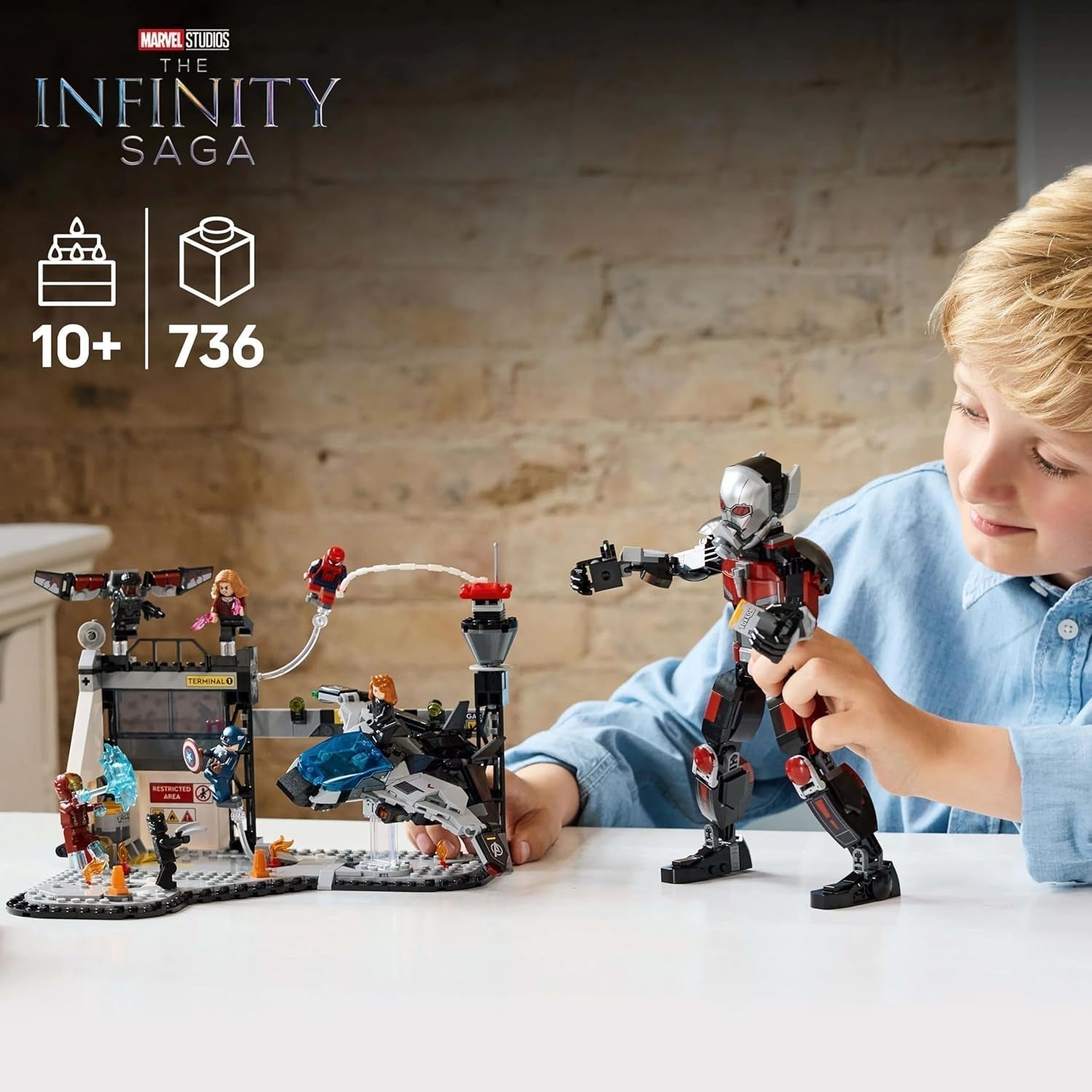 LEGO Marvel Captain America: Civil War Action Duel - Superheldenspeelset met 8 minifiguren - Speelgoedvliegtuigbouw- en speelset - Cadeau voor jongens en meisjes 76314 Bouwsets Besuche in LEGO-Store