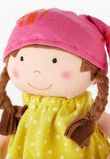 SIGIKID 39411 Kleine zachte meisjespop, babyspeelgoed, aanbevolen vanaf 6 maanden, geel