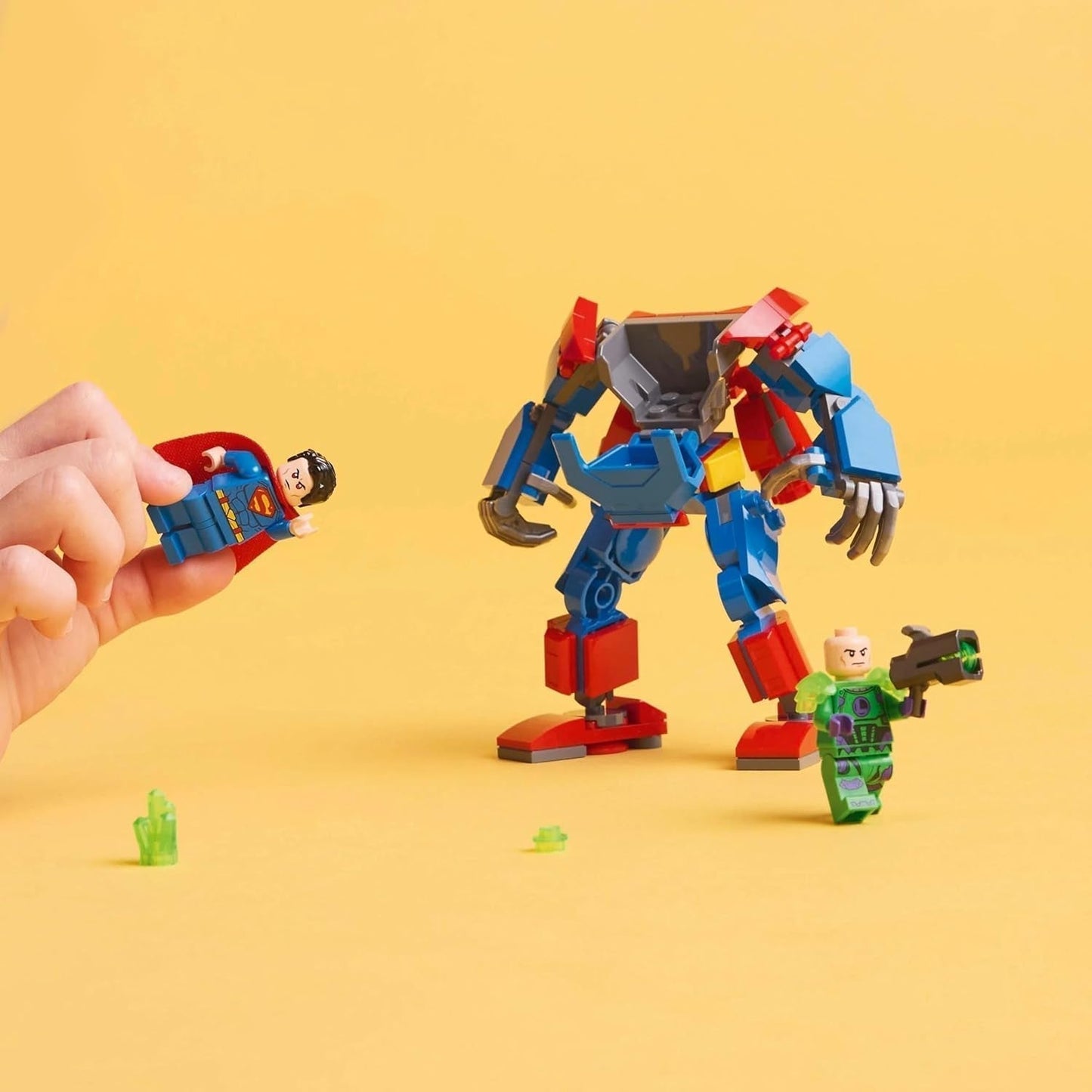 LEGO DC Superman Mecha versus. Lex Luthor - Superheldenspeelgoed met 2 minifiguren - Bouwbaar actiefiguur met beweegbare armen, benen en vingers - Cadeau voor jongens en meisjes vanaf 6 jaar 76302 Bouwsets Besuchen in LEGO-Store