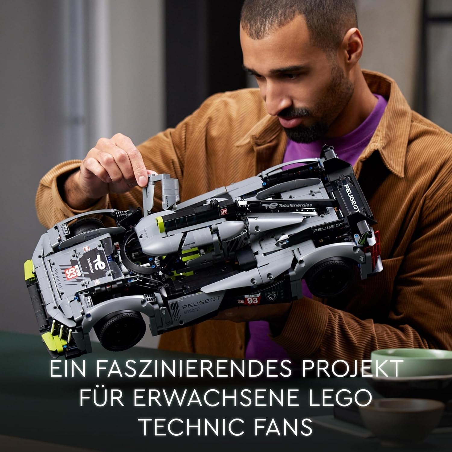 LEGO 42156 Technic Peugeot 9X8 24H Le Mans Hybrid Hypercar Legendarische racewagen Model voor volwassenen, motorsportwagen op schaal 1:10, verzamelbaar voor gevorderde spelers Bouwpakketten