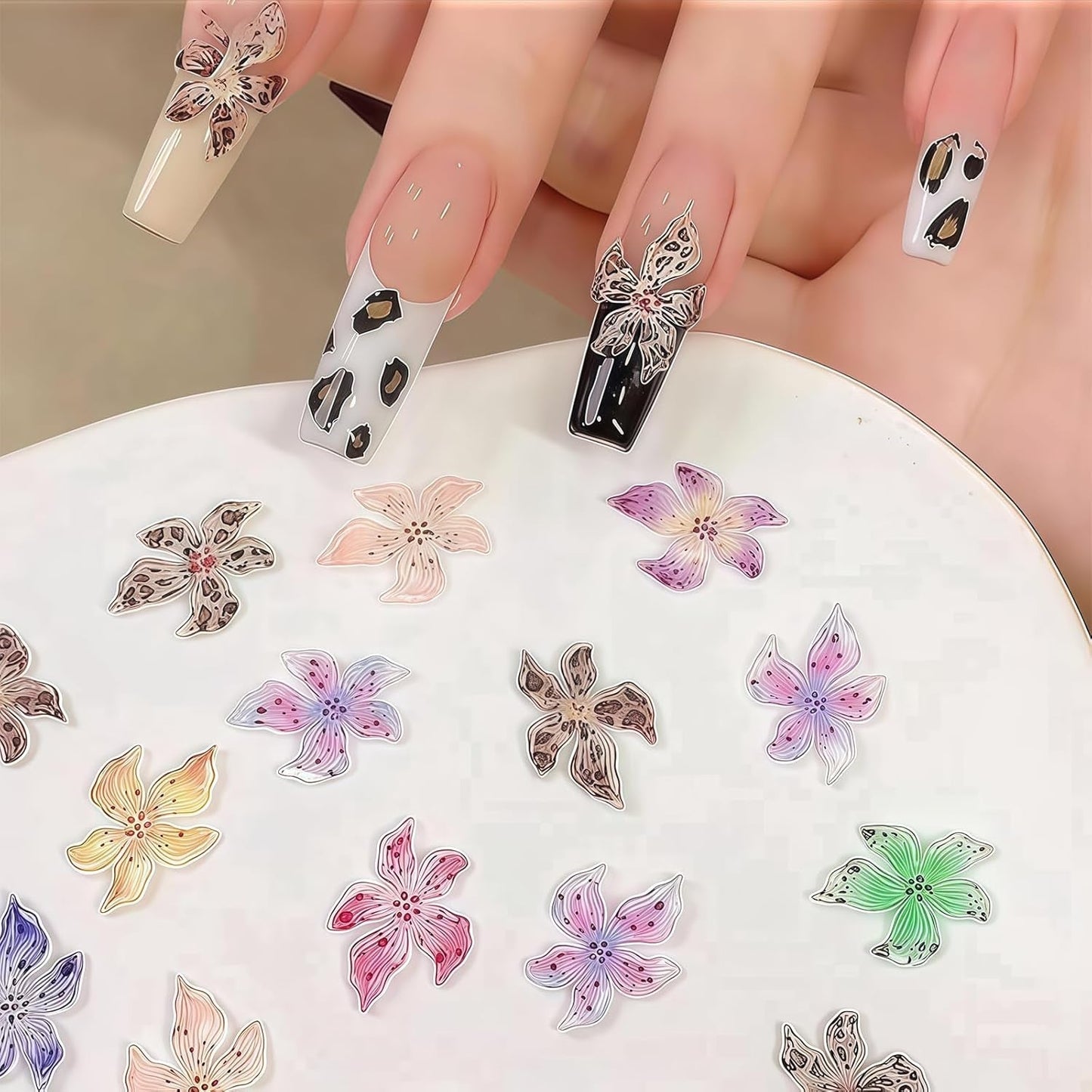 50 stuks 3D Blume Nail Charms Set, Bunte Nageldesign Zubehör, Nägel Charms en Nagel Art Charms, Perfect voor Nailart, Nageldecoratie en DIY Nageldesign