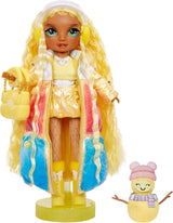 Rainbow High Winter Wonderland - Sunny (geel) - 28 cm verborgen magische wateropblazende sneeuwpop modepop met sneeuwpopset, geschikt voor 4-12 jaar oude kinderen en verzamelaars