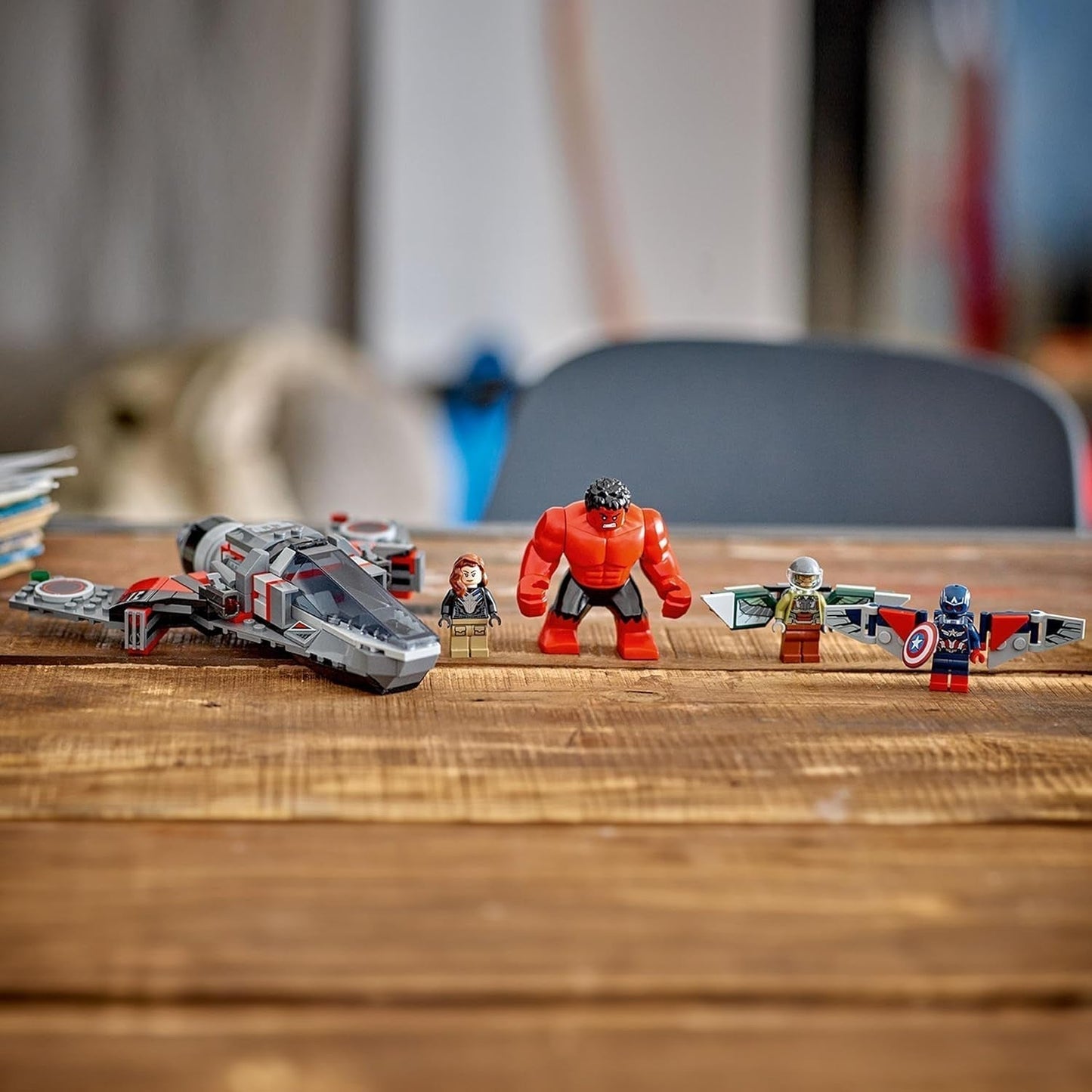 LEGO Marvel Showdown tussen Captain America en Red Hulk Bouwbare jetset voor kinderen Superheldenspeelgoed voor jongens en meisjes vanaf 8 jaar Avontuurlijk bouwspeelgoed 76292 Bouwsets Bekijk de LEGO-Store