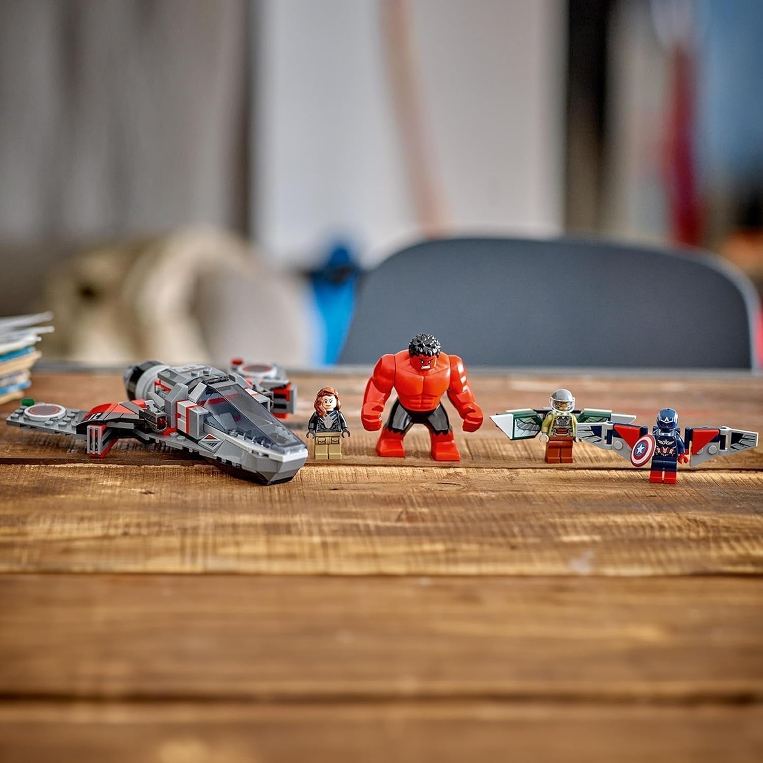 LEGO Marvel Showdown tussen Captain America en Red Hulk Bouwbare jetset voor kinderen Superheldenspeelgoed voor jongens en meisjes vanaf 8 jaar Avontuurlijk bouwspeelgoed 76292 Bouwsets Bekijk de LEGO-Store