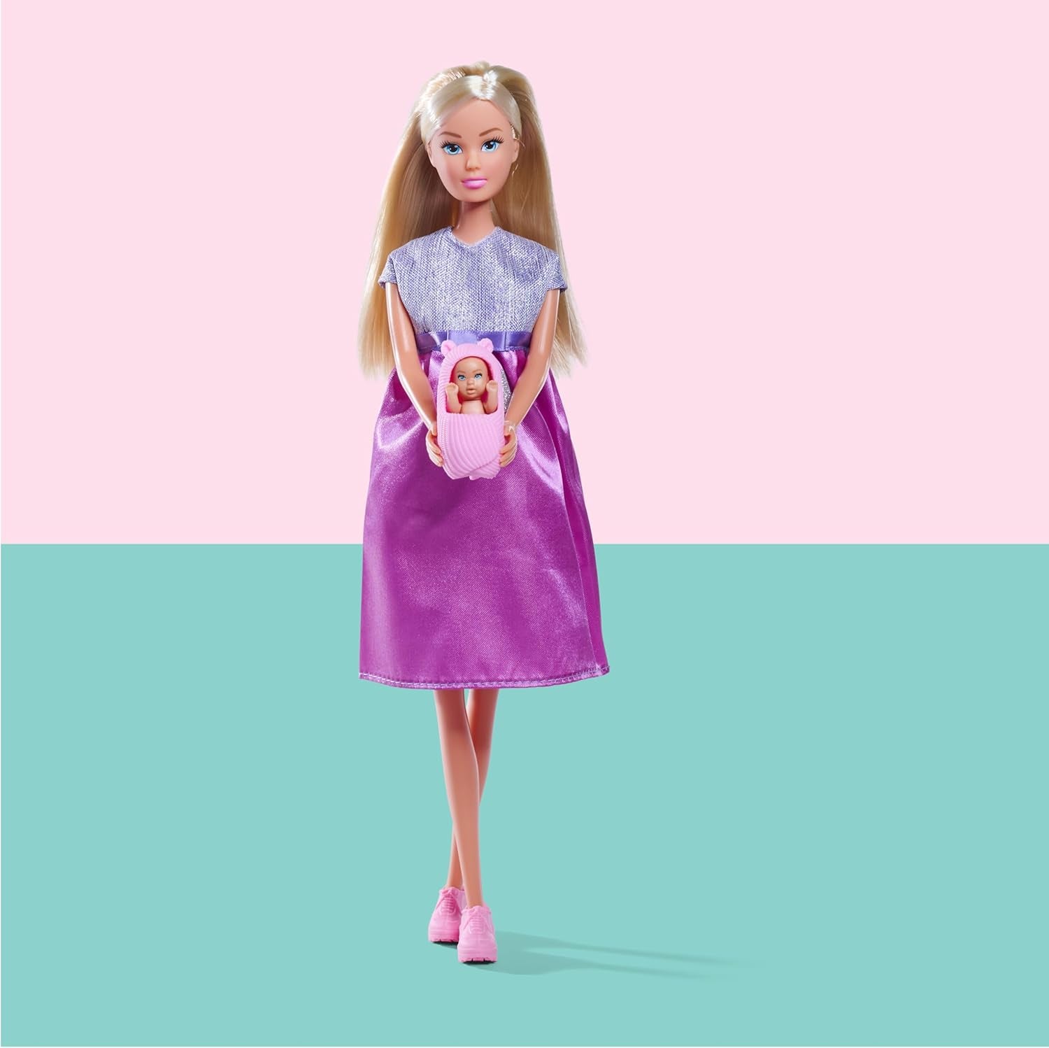 Simba Steffi Love Welcome Baby 29 cm zwangere Steffi 12-pack rollenspelaccessoires modepop met babypop van 4 cm speelgoed voor leeftijden vanaf 3 jaar