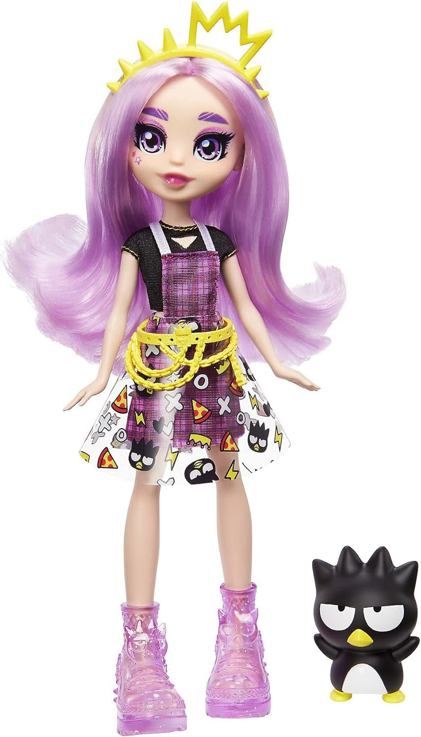 Mattel Hello Kitty GWW98 - Sanrio Badtz-Maru-figuur en Jazzlyn-pop (ca. 25,4 cm) met kleding en accessoires, lang lila haar en trendy outfit, cadeau voor kinderen vanaf 3 jaar