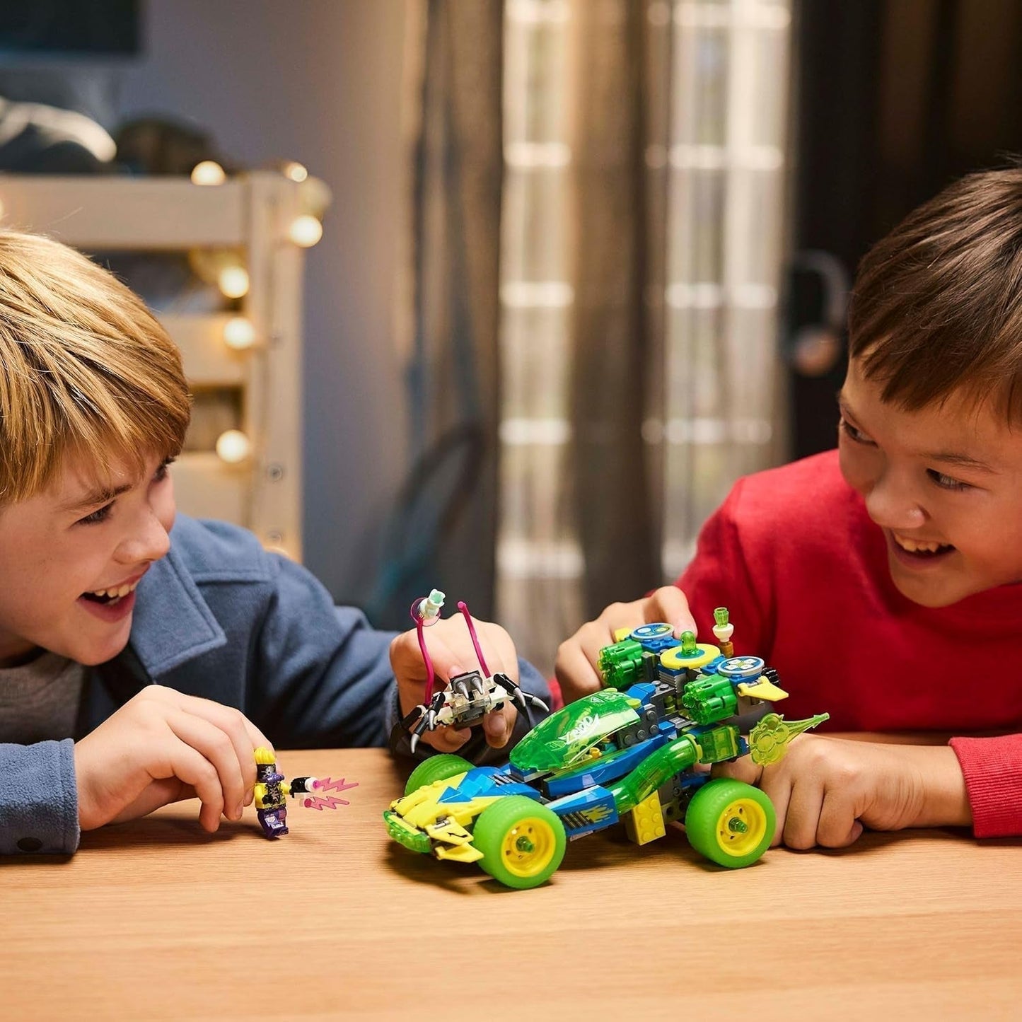 LEGO Dreamzzz Mateo met Z-Blob Action Racer, 2-in-1 fantasiespeelset met voertuigen, minifiguren en droomwezens voor kinderen vanaf 8 jaar, cadeau voor jongens en meisjes 71491 Bouwsets Beuche in LEGO-Store