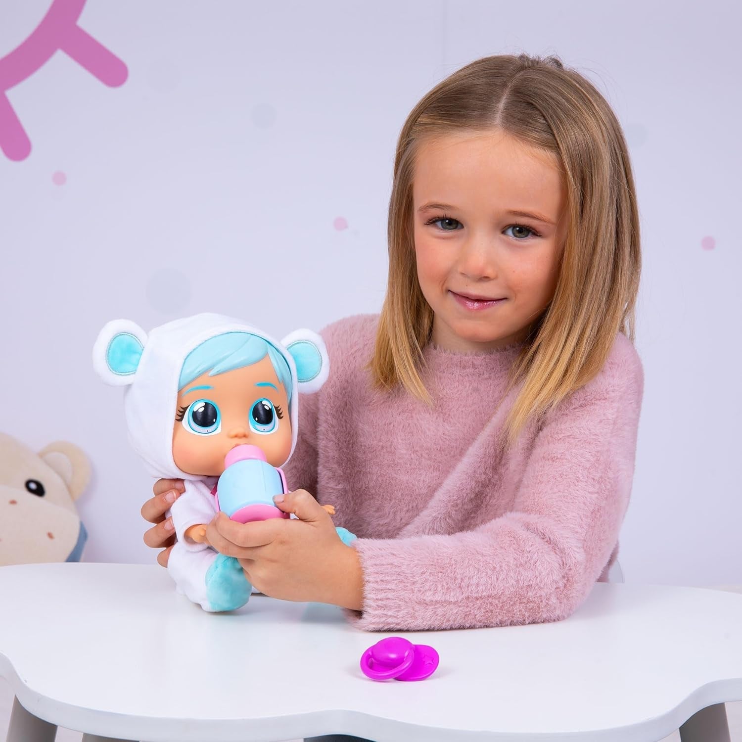 Cry Babies Loving Care Kristal-pop, Kristal Loving Care-babypop met 3 accessoires voor doktersspel, verpleging, huilen met echte tranen, speelgoed voor baby's van 18 maanden