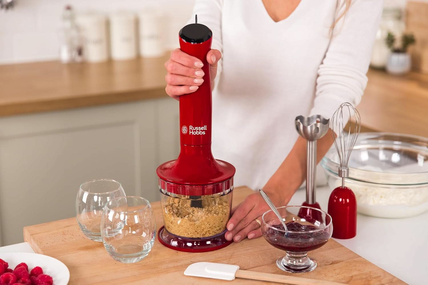 Russell Hobbs Stabmixer [3-in-1: Pürierstab/Zerkleinerer, Mixer- & Schneebesenaufsatz] Desire Rot (Bpa-vrij & Spülmaschinenfestes Zubehör, Für Smoothie, Suppen Saucen, Joghurt Babynahrung) 24700-56 Keuken Naty Shop