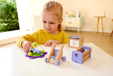 Hape Babykamer - Houten poppenkamerset, babypopmeubilair, poppenhuisaccessoires voor peuters, miniatuur babykamer met schommel en accessoires, rollenspel van 3 jaar oud