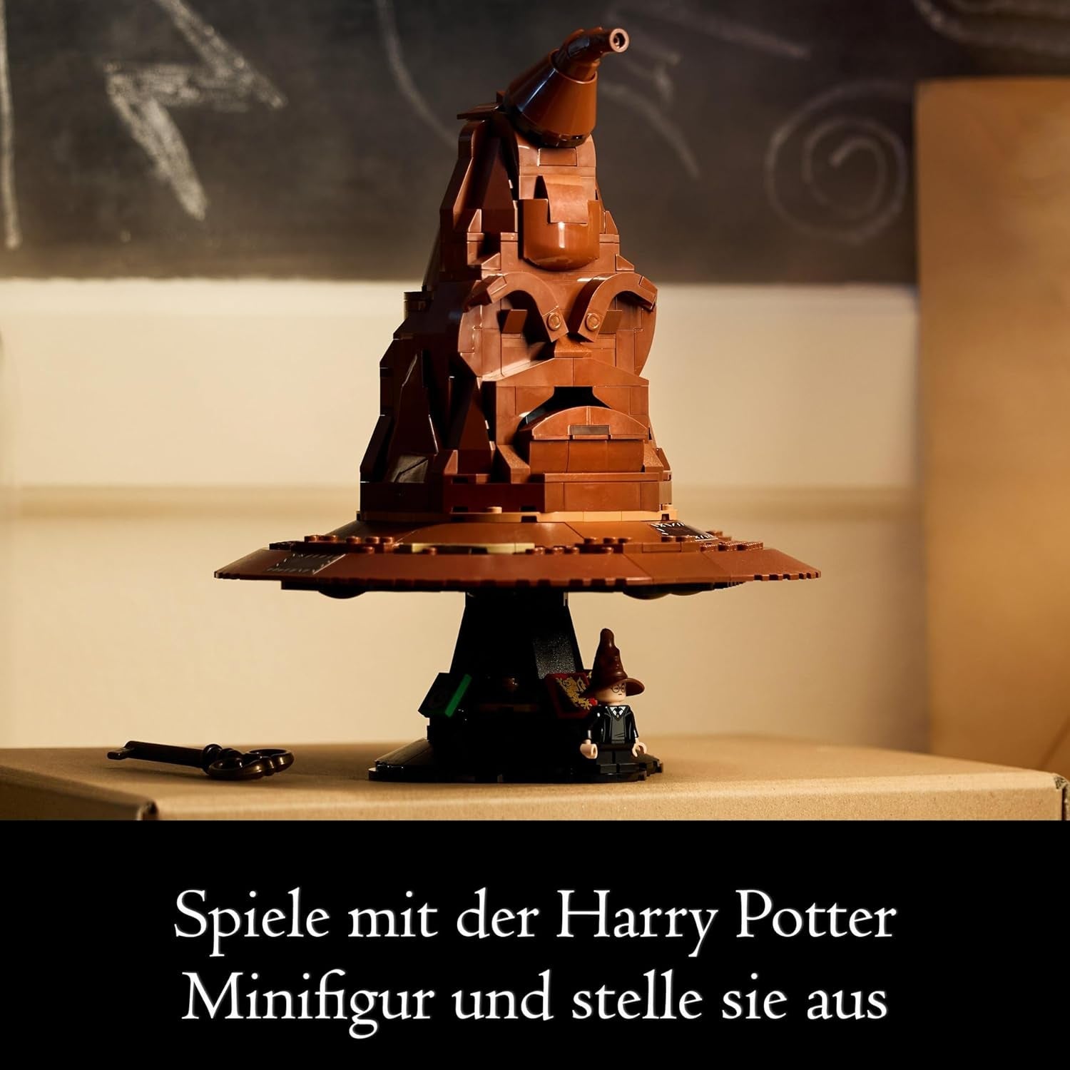 LEGO Harry Potter Pratende Hoed Zweinstein Model Film voor volwassenen Cadeau voor dames Heren Moeder Vader met 31 willekeurige geluidscombinaties Sorteert je in je Zweinsteinhuis 76429 Bouwsets Bekijk de LEGO-Store