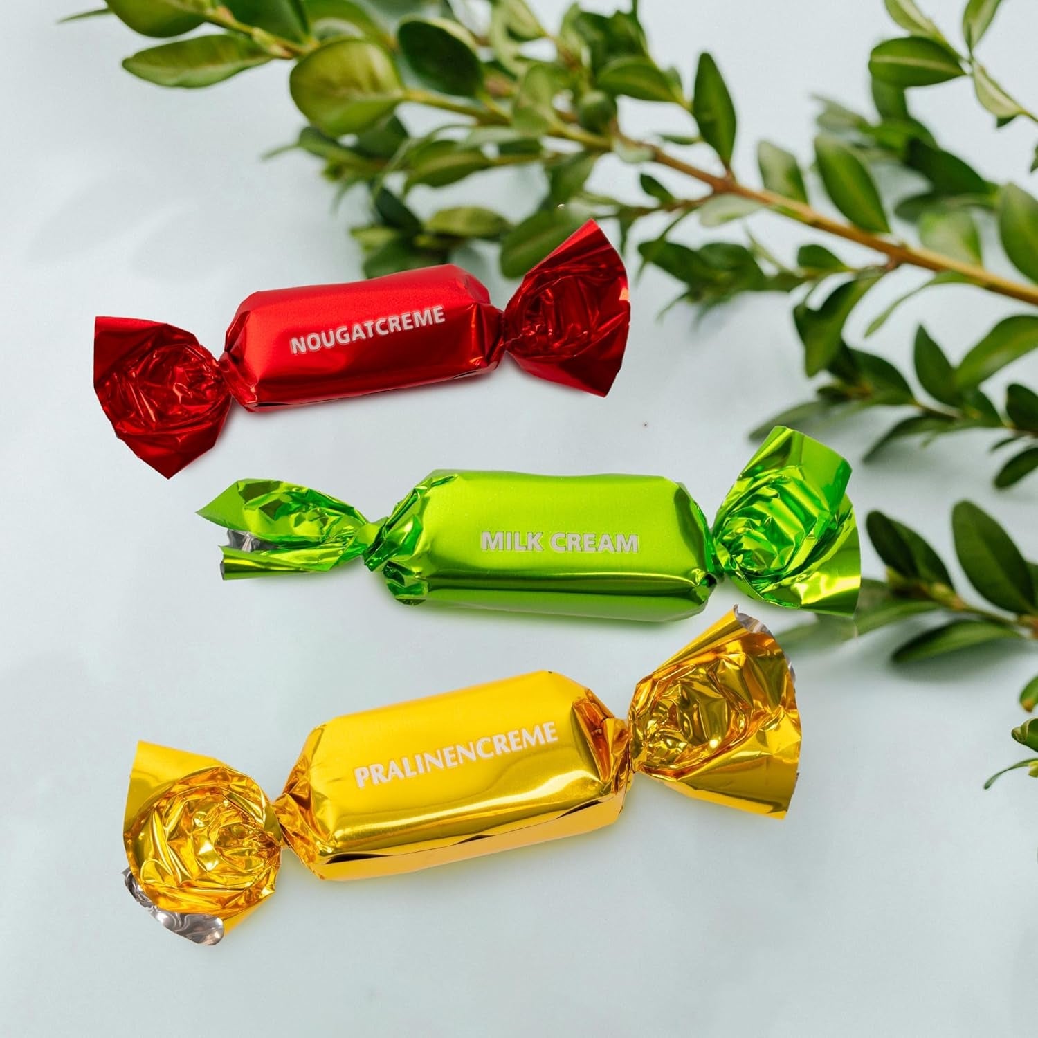 Heidel paaskaart geschenkdoos 183g, premium melkchocoladepraline met decoratieve metalen doos, ideaal als paascadeau