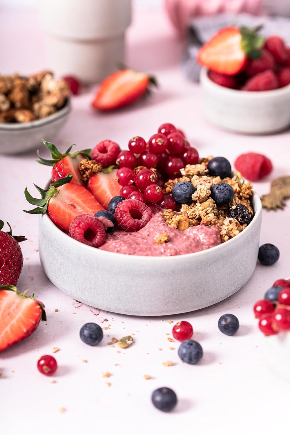 RUF Smoothie Bowl Berry Bunch Oats Ontbijtsnack met bessen en chiazaden, snel en gemakkelijk te bereiden, veganistisch, 1 zakje x 50 g (pak van 3)