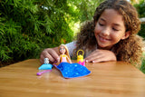Barbie Chelsea-serie, Chelsea-pop kamperen met blond haar, huisdieruil, slaapzak, kussen, zaklamp, verrekijker, kampeeraccessoires, kindercadeau, speelgoed voor 3 jaar en ouder, HDF77