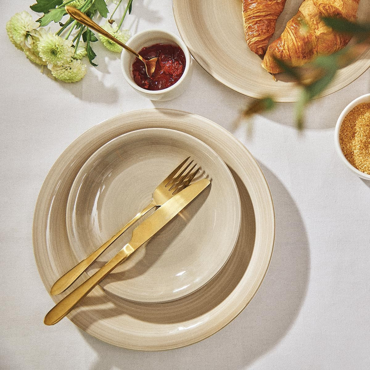 HOMLA Abele Besteckset voor vier personen 16-Teilig Edelstahl Hygienisch Elegant Leicht Zu Reinigen Gold Kitchen Naty Shop