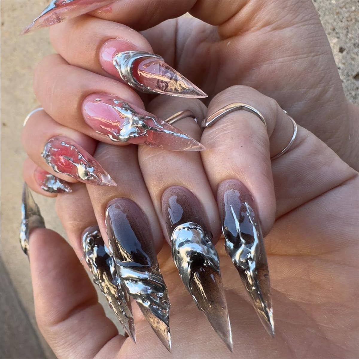 Mouyuglow Lange nagels Stiletto Melkwit Gradiënt Roze Glitter Cool Nepnagels met lijm Roze Ombre Glitter Kunstnagels