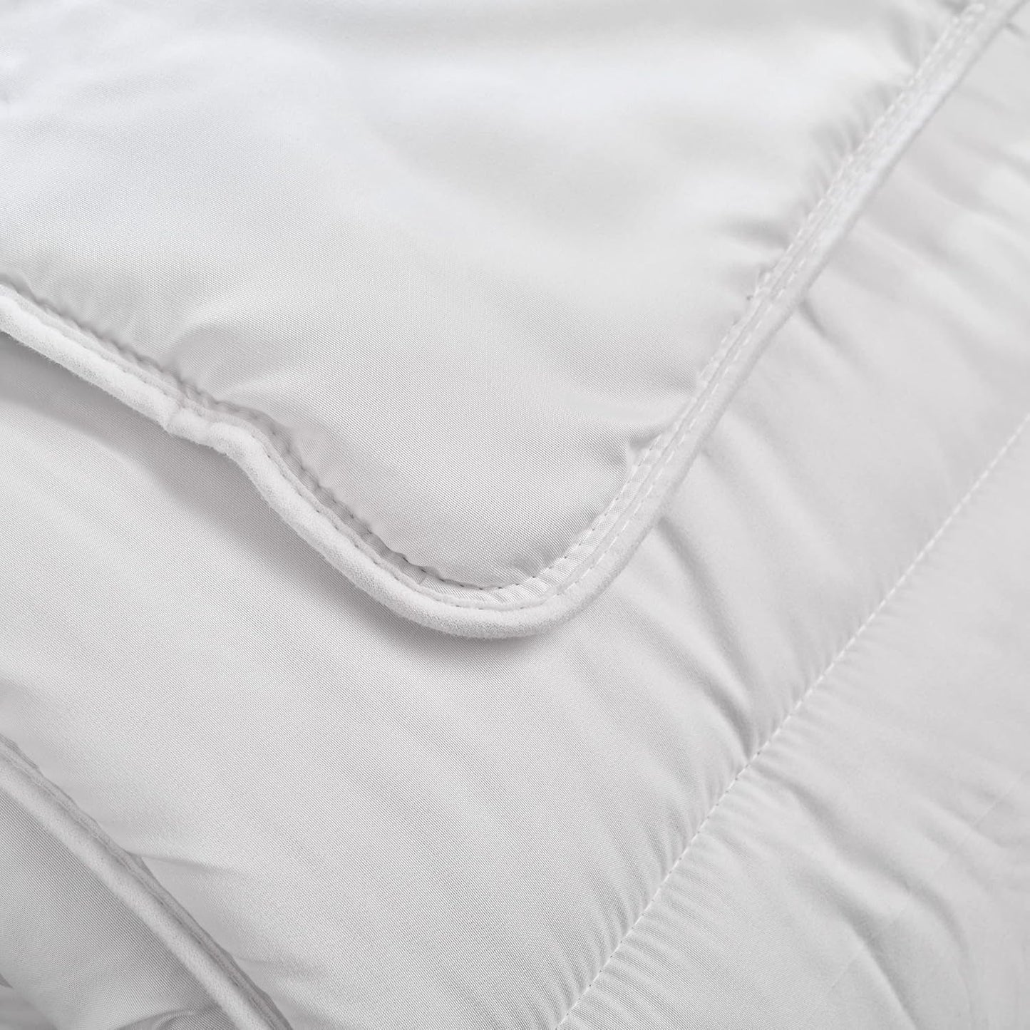 Bleu Calin anti-mijtdekbed 140X200 Cm, Voor eenpersoonsbed, Zachte microvezelhoes, Sanitized behandeling Dekbedden en dekbedden Naty Shop
