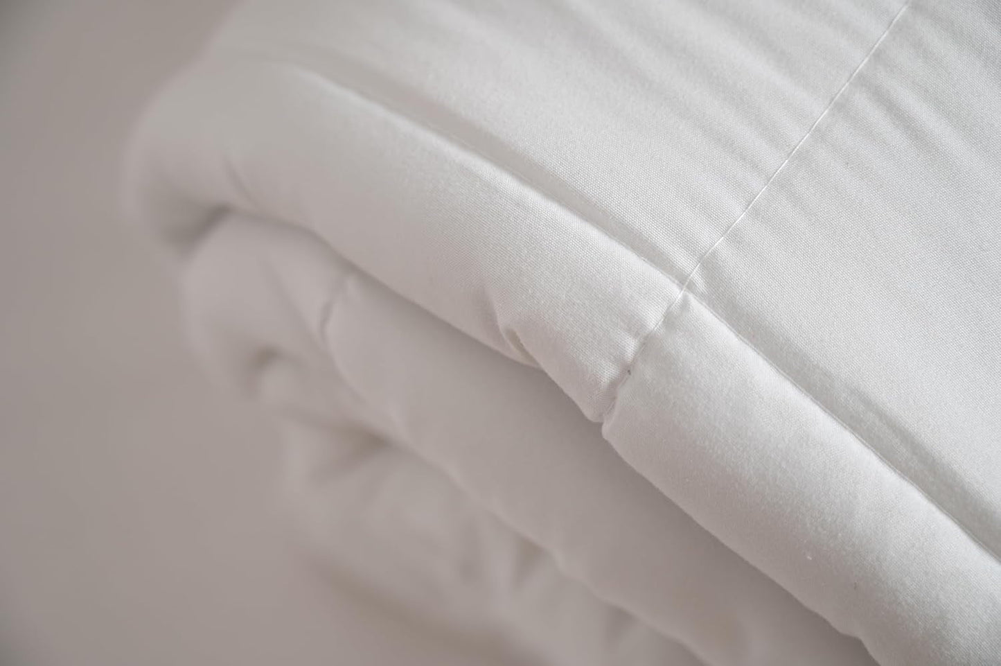 Dekbed TRAMAS+ 200 Gr/M² voor bedden gemaakt van gesiliconiseerde holle vezels - 150X220 Cm - Oeko Tex gecertificeerd - Wit, zacht, warm, minimalistisch - Bed 90 Cm Dekbedden en dekbedden Naty Shop