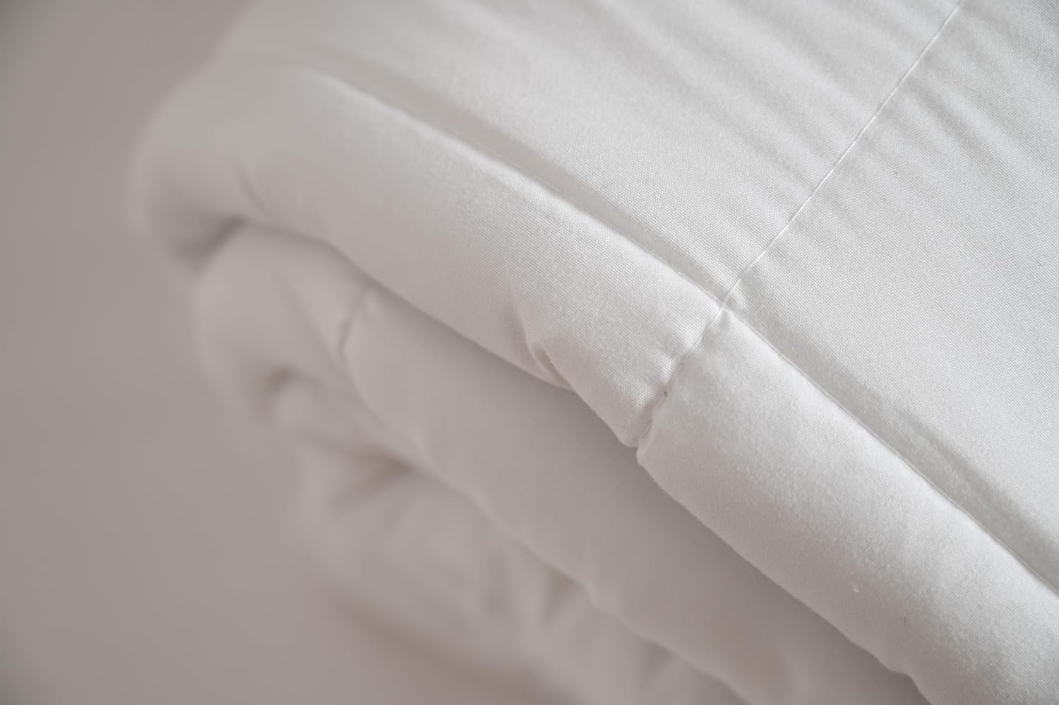 Dekbed TRAMAS+ 200 Gr/M² voor bedden gemaakt van gesiliconiseerde holle vezels - 150X220 Cm - Oeko Tex gecertificeerd - Wit, zacht, warm, minimalistisch - Bed 90 Cm Dekbedden en dekbedden Naty Shop
