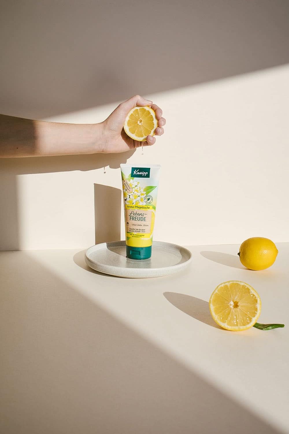 Kneipp Aroma, hydraterende douchegel, 200 ml Douche en bad Naty Shop