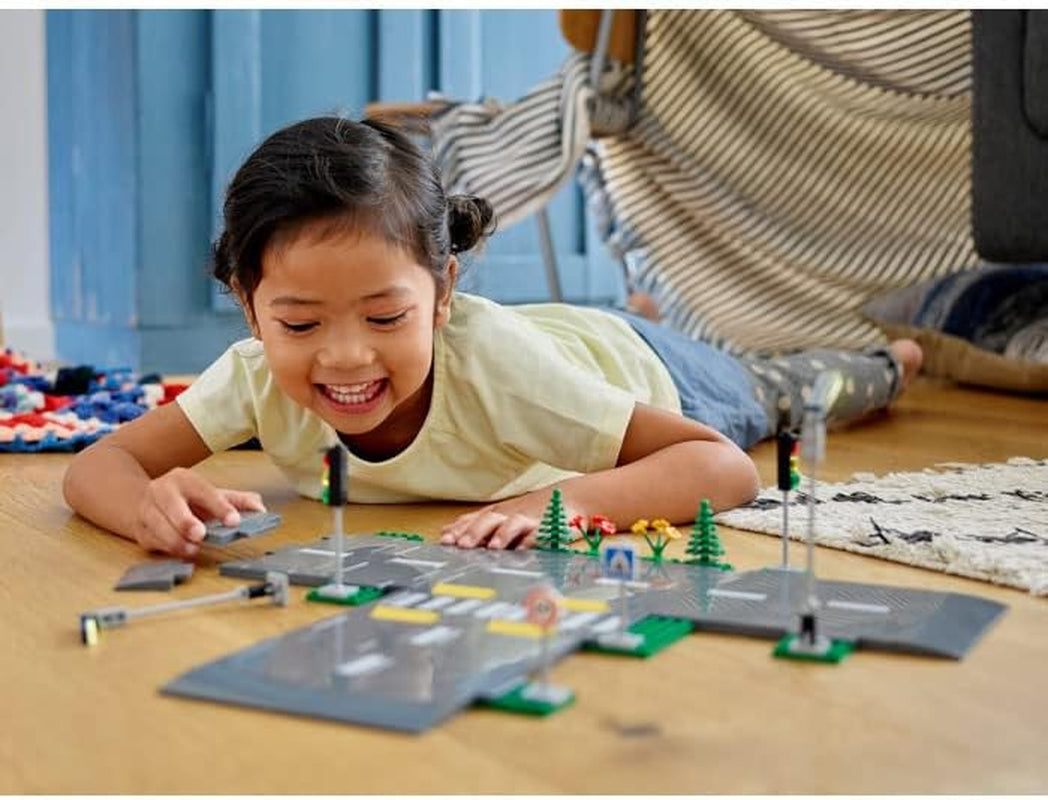 LEGO City Kruispunt met verkeerslichten Bouwset met Glow-in-the-Dark stenen 60304 Bouwsets Besuche in LEGO-Store
