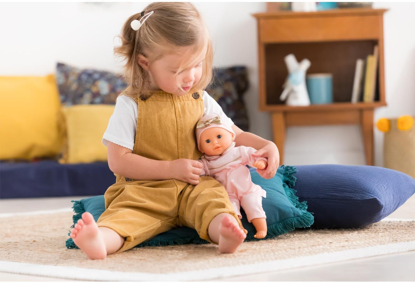 Corolle 9000100270 - Mon Premier Poupon Calin Manon Franse pop met talisman en vanillegeur