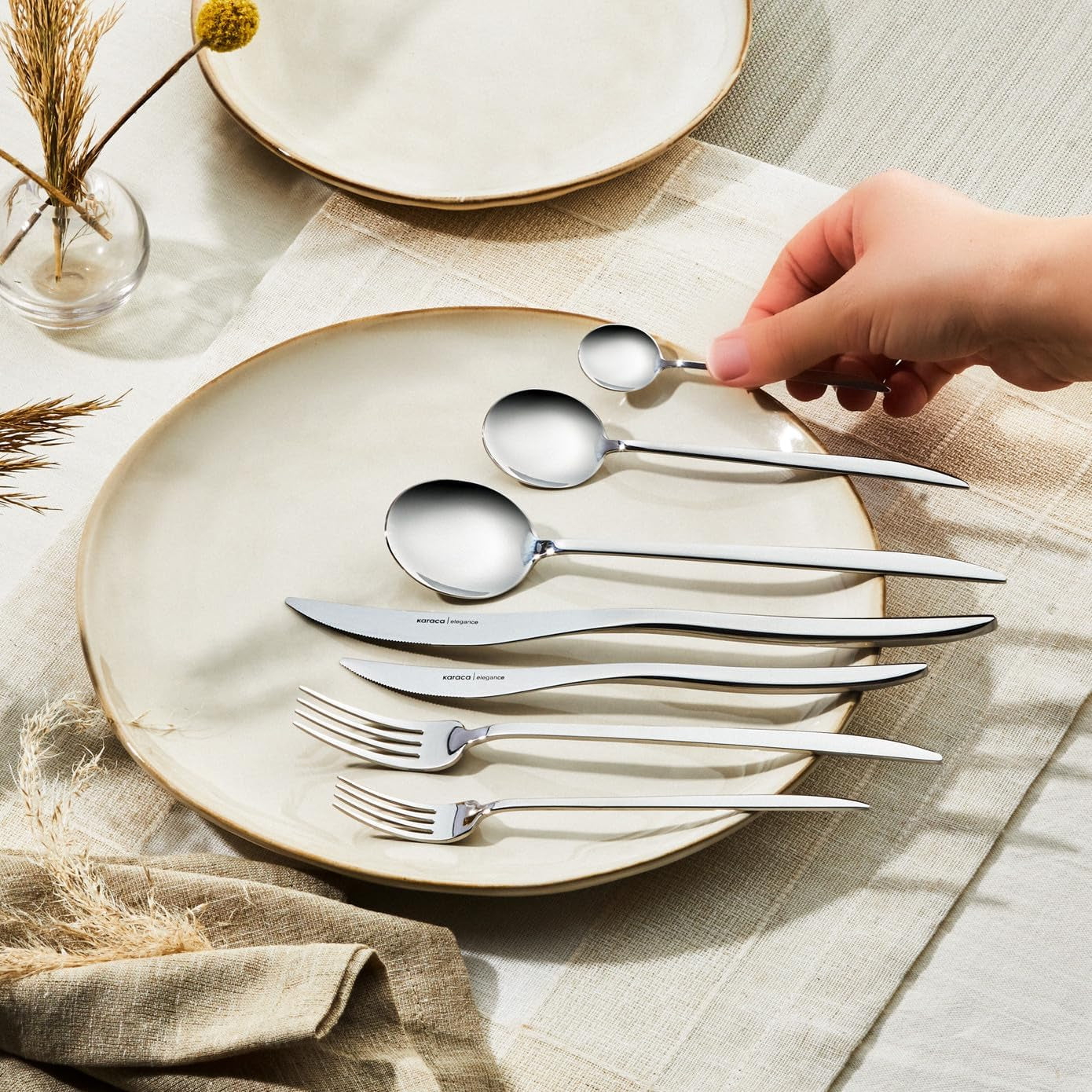 Karaca Amour, set van 84 bestek voor 12 personen Kitchen Naty Shop