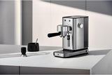WMF Lumero espressomachine, portafilter, 1400 watt, portafilter, 3 inzetstukken, voor 1-2 espressokopjes, inclusief voor capsules, 15 bar, bekerhouder, melkopschuimer, mat roestvrij staal