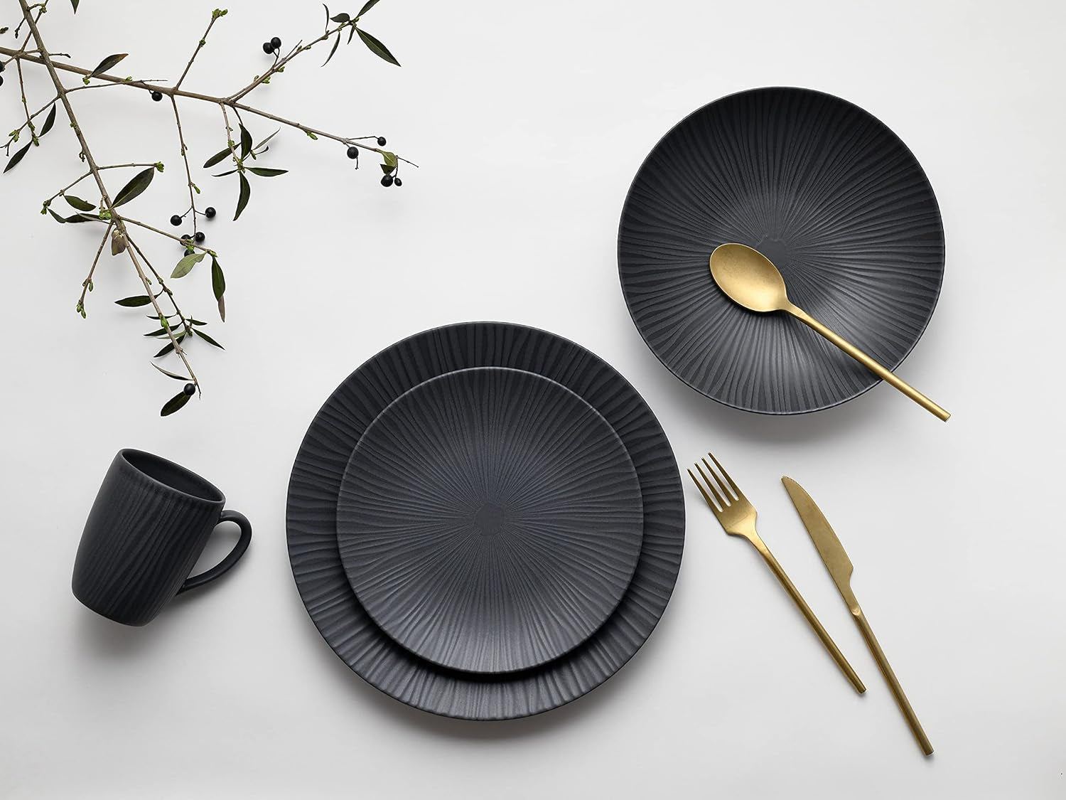 CreaTable, 20537, Vesuvio Black Series, 16-delige serviesset, porseleinen combinatieservies, vaatwasser- en magnetronbestendig, gemaakt in Portugal