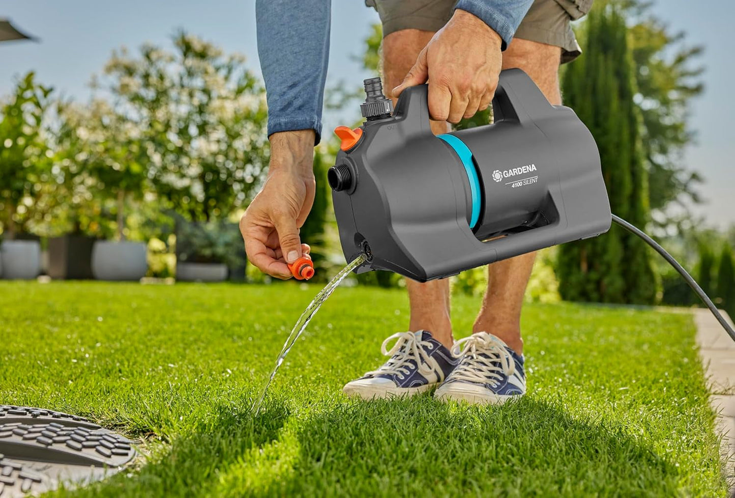 Gardena 4100 Silent tuinpompset: zeer stille en innovatieve irrigatiepomp met 3,5 m zuigaansluiting en 20 m klassieke slang, 4100 l/u stroom, 550 W motor, waterdicht, zuinig (9051-20)